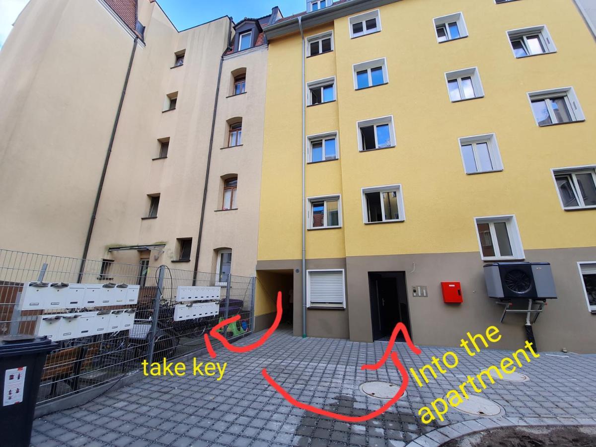 Modern Living Studio Kueche Netflix Inklusive Top Lage Нюрнберг Екстер'єр фото