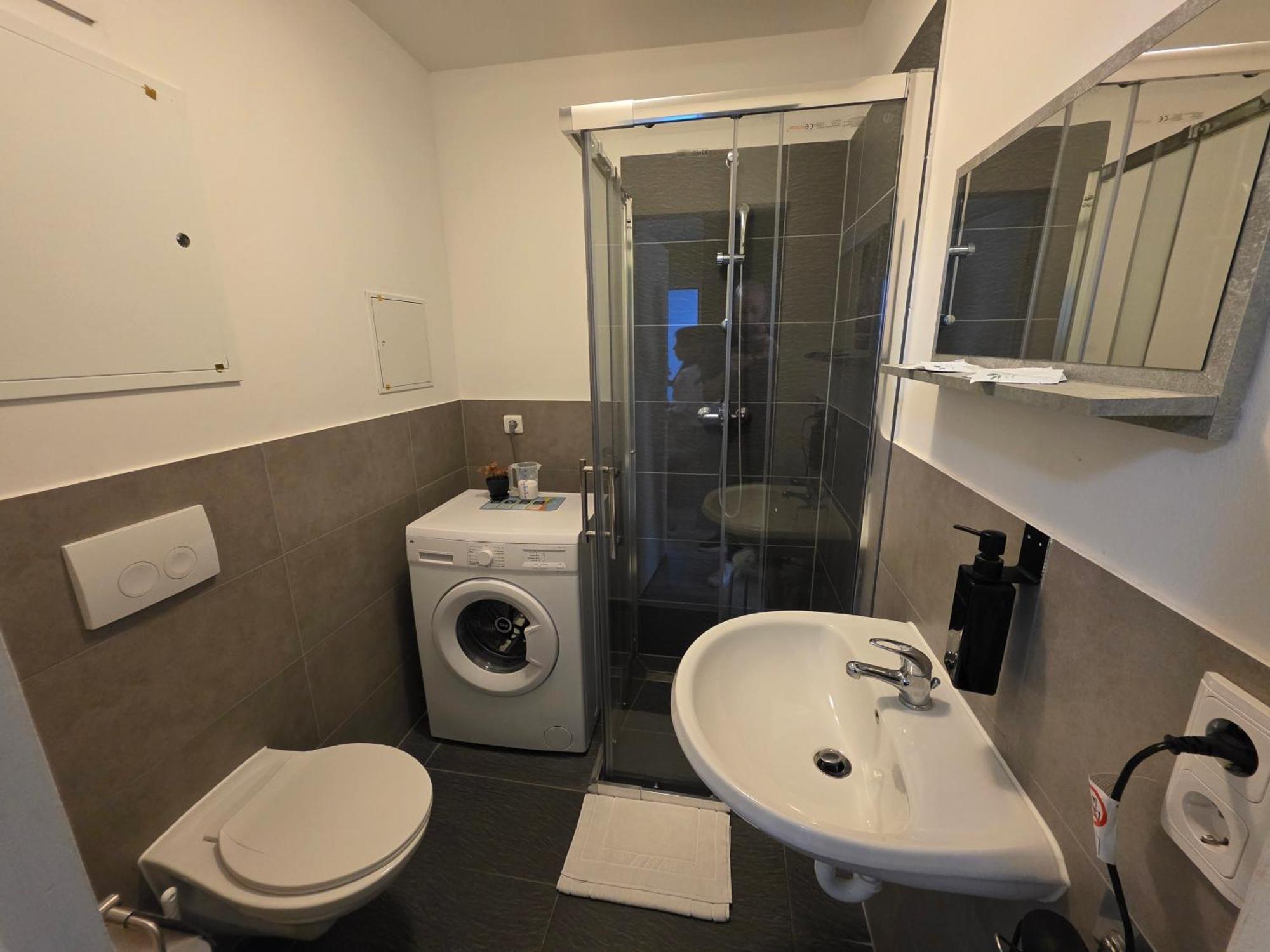Modern Living Studio Kueche Netflix Inklusive Top Lage Нюрнберг Номер фото