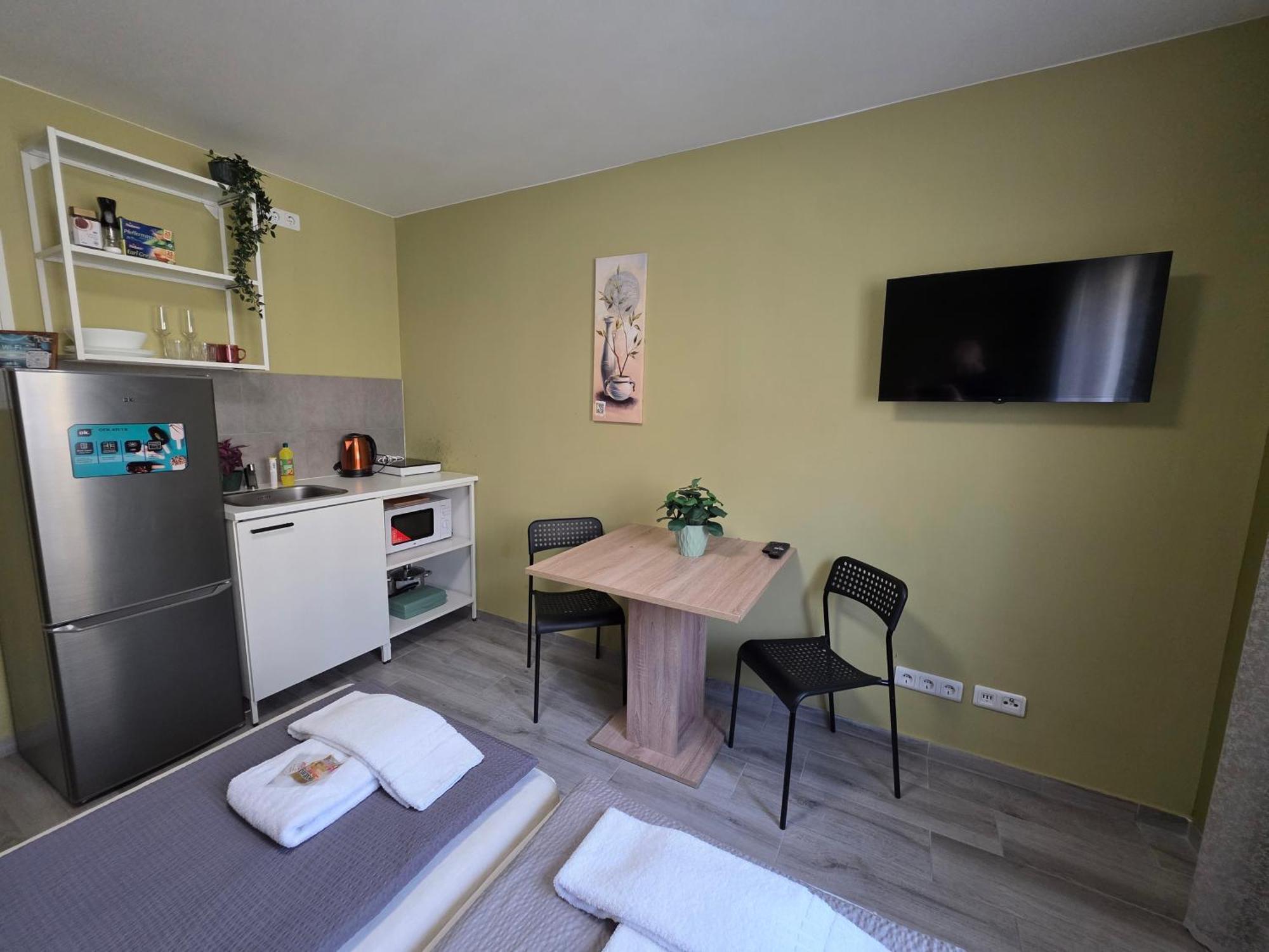 Modern Living Studio Kueche Netflix Inklusive Top Lage Нюрнберг Номер фото
